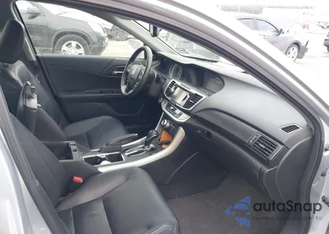 2013 Honda Accord Touring from USA, damaged, VIN 1HGCR3F99DA028911